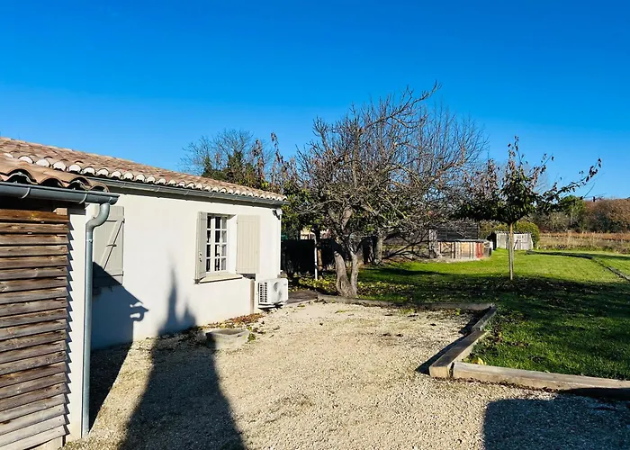 La Petite Maison Dans Les Vignes *